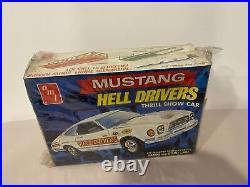 Vintage 1975 AMT MUSTANG HELL DRIVERS THRILL SHOW CAR MODEL with RAMPS SEALED BOX