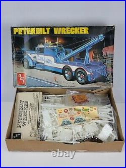 Vintage 1976 AMT 125 Peterbilt Wrecker Model Kit # T522 Complete Mostly Sealed