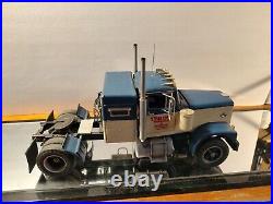 Vintage 1/25 AMT Diamond REO truck And Moving Van Combo