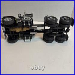 Vintage 1/25 AMT Diamond REO truck Semi Tractor Professional Built Nice