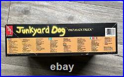 Vintage 1/25 AMT ERTL Junkyard Dog 1967 MACK Truck Mode Kit #6653 Scale 125