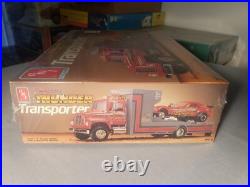 Vintage 1/25 AMT ERTL TENNESSEE THUNDER TRANSPORTER FACTORY SEALED 1986 MINTY