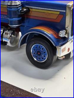 Vintage 1/25 Peterbilt Log Truck Model Kit Customized 1970s Blue Red Pro Built Vintage 1/25 Peterbilt Log Truck Model Kit Customized 1970s Blue Red Pro Built