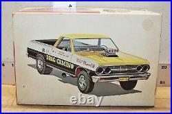 Vintage 65 Chevrolet Chevelle El Camino Camper 1/25 Scale AMT Model Kit T268-225