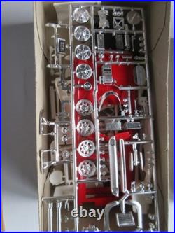 Vintage AMT1963 Corvette Convertible 06-913-149 63 customizing kit