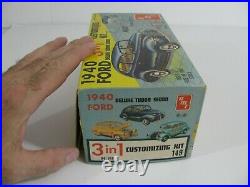 Vintage AMT 1939 / 1940 Ford Deluxe Sedan 3'n1 Customizing Model Car Kit #240 EX