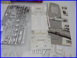 Vintage AMT 1962 Ford Galaxie Convertible 3 in 1 Customizing 125 Model Kit K112