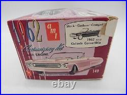 Vintage AMT 1962 Ford Galaxie Convertible 3 in 1 Customizing 125 Model Kit K112