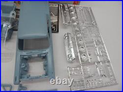 Vintage AMT 1963 Mercury Meteor 3 in 1 Customizing 125 Model Kit 05-363-149