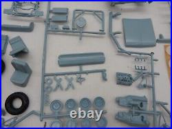 Vintage AMT 1963 Mercury Meteor 3 in 1 Customizing 125 Model Kit 05-363-149