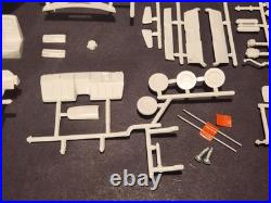 Vintage AMT 1965 Ford Mustang 2+2 Fastback 1/25 Scale Model Kit, Mint Unbuilt Vintage AMT 1965 Ford Mustang 2+2 Fastback 1/25 Scale Model Kit, Mint Unbuilt