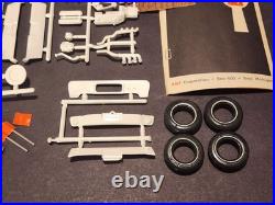 Vintage AMT 1965 Ford Mustang 2+2 Fastback 1/25 Scale Model Kit, Mint Unbuilt