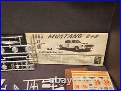 Vintage AMT 1965 Ford Mustang 2+2 Fastback 1/25 Scale Model Kit, Mint Unbuilt Vintage AMT 1965 Ford Mustang 2+2 Fastback 1/25 Scale Model Kit, Mint Unbuilt