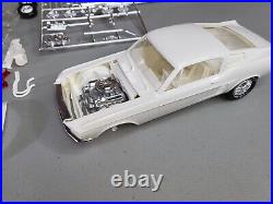 Vintage AMT 1967 Mustage GT Fastback 1/25 model kit
