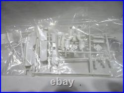 Vintage AMT 1968 Camaro SS 1/25 Very Rare Customizing Model Kit Number 6618-200