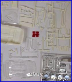 Vintage AMT 1968 Mustang 2+2 GT Customizing Model Kit #6168-002