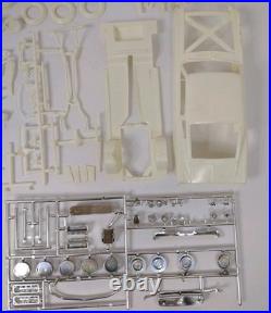 Vintage AMT 1968 Mustang 2+2 GT Customizing Model Kit #6168-002