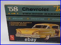 Vintage AMT 58 Chevrolet Impala Hardtop Trophy Series 125 Model Kit 2758-200