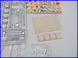 Vintage AMT 63 Chevy II Nova Hardtop 3 in 1 Customizing 125 Model Kit 5723-149