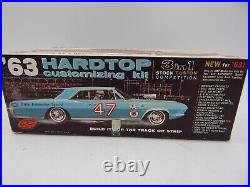 Vintage AMT 63 Chevy II Nova Hardtop 3 in 1 Customizing 125 Model Kit 5723-149