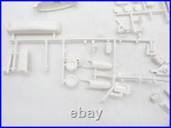 Vintage AMT 63 Lincoln Continental Hardtop Customizing 125 Model Kit 6423-149