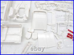 Vintage AMT 64 Chevrolet Impala 2 Door Convertible 3 in 1 George Barris 6714-200