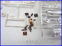 Vintage AMT 64 Chevrolet Impala 2 Door Convertible 3 in 1 George Barris 6714-200