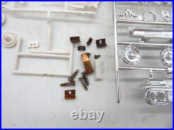 Vintage AMT 64 Chevrolet Impala 2 Door Convertible 3 in 1 George Barris 6714-200