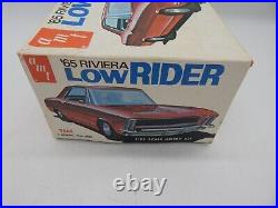 Vintage AMT 65 Buick Riviera Lowrider 125 Model Kit T404