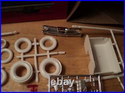 Vintage AMT Barracuda Super Boss Funny Car Model kit #T152 Complete