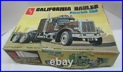 Vintage AMT California Hauler Peterbilt 359 Truck 1/25 scale Model Kit with Box