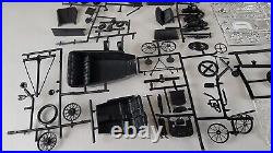 Vintage AMT Double model car Kit # 2127-200'27 T-Ford and XR-6 1/25 100%