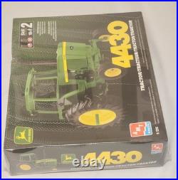 Vintage AMT ERTL John Deere 4430 Plastic Model Kit 15006 125 Sealed
