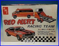 Vintage AMT Red Alert Racing Team Model Kit 1970 Chevelle Van Trailer Box T-550