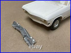Vintage Amt 1965 Chevrolet Impala Ss Convertible 1/25 Parts Junkyard Rebuilder