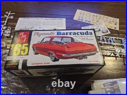 Vintage Amt 1965 Plymouth Barracuda Customizing Kit 1/25 Model Kit