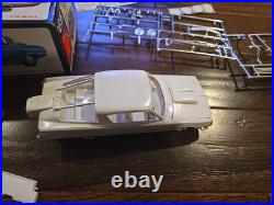 Vintage Amt 1965 Plymouth Barracuda Customizing Kit 1/25 Model Kit