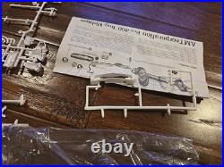 Vintage Amt 1965 Plymouth Barracuda Customizing Kit 1/25 Model Kit