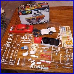 Vintage Amt 1967 Plymouth Barracuda Model Kit- Annual -6857-170
