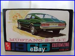 Vintage Amt (1968)'68 Ford Mustang 2+2 G. T. Fastback Customizing Model Kit