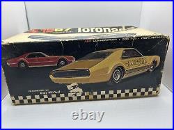 Vintage Amt 1/25 Model Kit, 1967 Oldsmoble Toronado, 6937-200, Gene Winfield