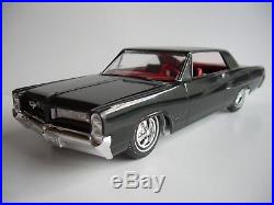 Vintage Amt Kit 1964 Pontiac Grand Prix Model Kit Number 6654-200