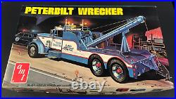 Vintage BLUE BOX AMT Peterbilt Wrecker Truck 1/25 Scale 1974 Model Kit