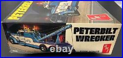 Vintage BLUE BOX AMT Peterbilt Wrecker Truck 1/25 Scale 1974 Model Kit