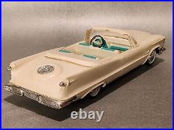 Vintage Built SMP/AMT 1958 Imperial Convertible 1/25 Scale Model Kit Excellent