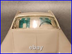 Vintage Built SMP/AMT 1958 Imperial Convertible 1/25 Scale Model Kit Excellent