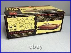 Vintage Car Model Kit Amt 1964 Ford Thunderbird Convertible
