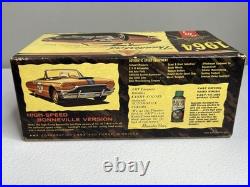 Vintage Car Model Kit Amt 1964 Ford Thunderbird Convertible