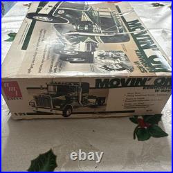 Vintage Movin' On Kenworth W-925 Semi Tractor Truck Model Kit AMT ERTL 1/25 Open
