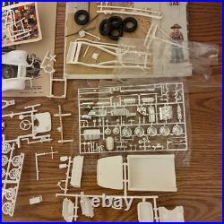 Vintage Original AMT Hillbilly Hauler 34 Ford Tow Truck Model Kit T233-200